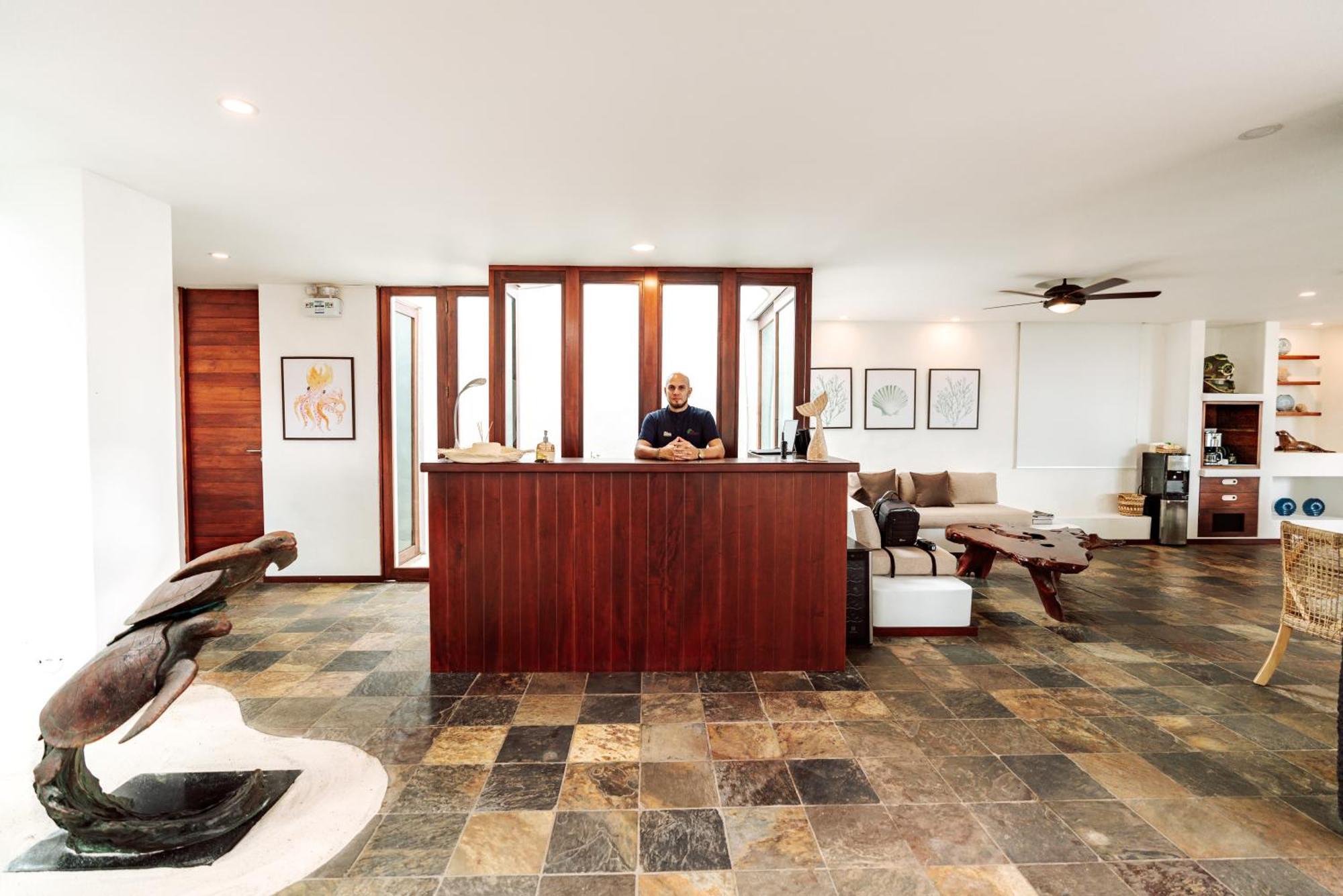Hotel Villa Escalesia Galapagos Puerto Ayora  Eksteriør billede